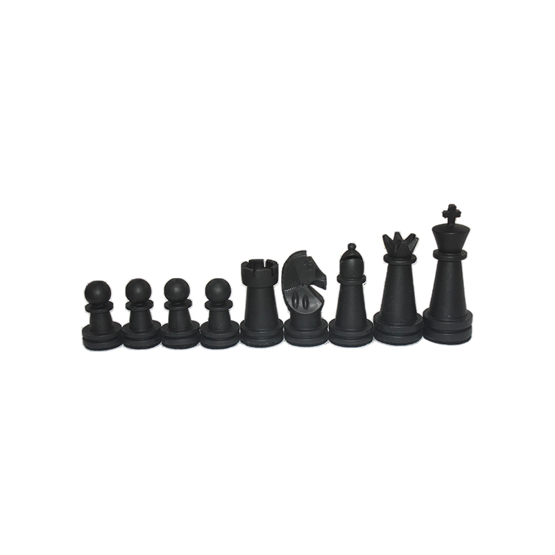 Классические белые деревянные шахматные фигуры Стонтон