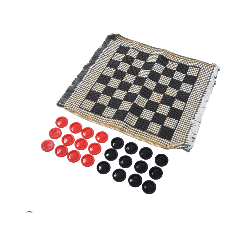 Традиционный игровой коврик для шашек с пластиковыми игровыми дисками