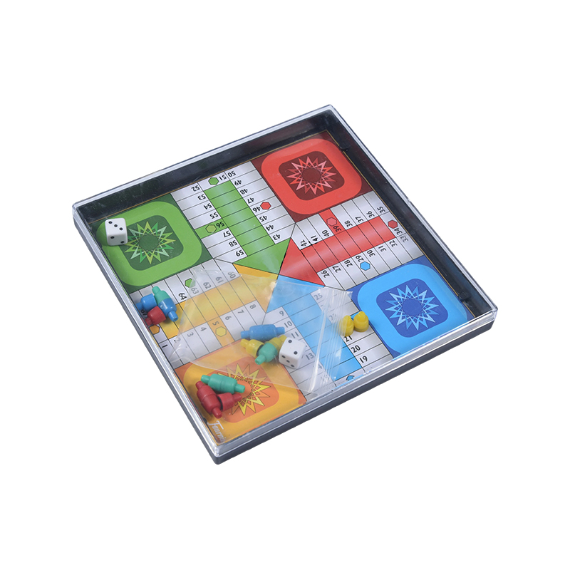 Портативная игра в пластиковом футляре Classic Flying Chess (Ludo)