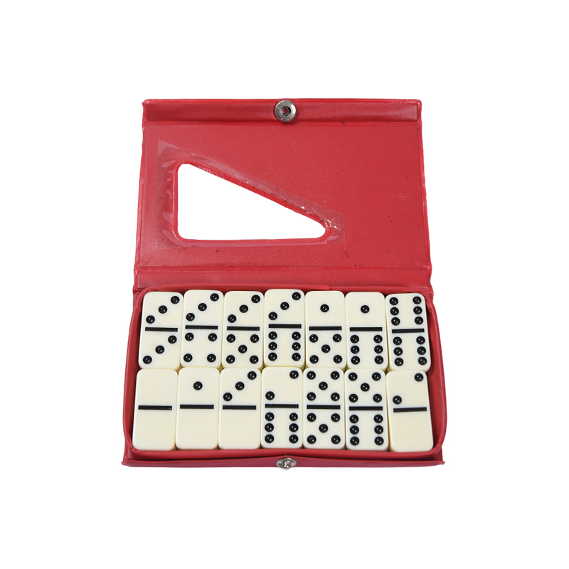 Classic Tile Game On-the-Go — компактный пластиковый набор домино с портативным футляром